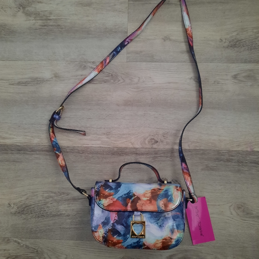 ⭐️SALE⭐️Betsey Johnson Purse